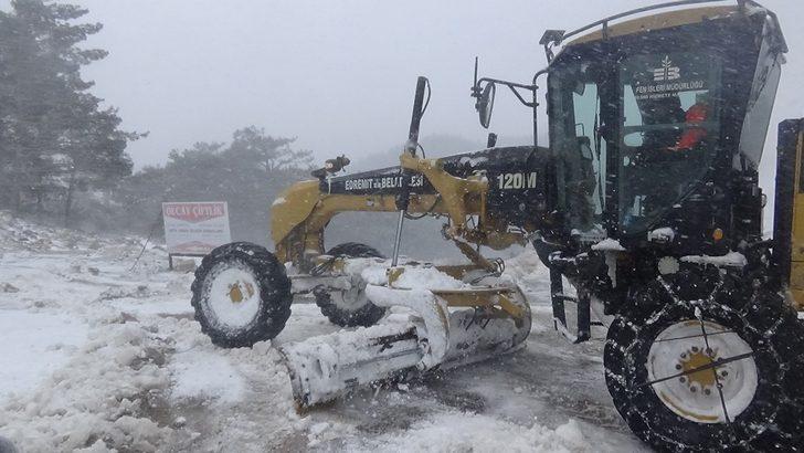 (Özel) Kazdağları’nda kar 2 metreye ulaştı G5