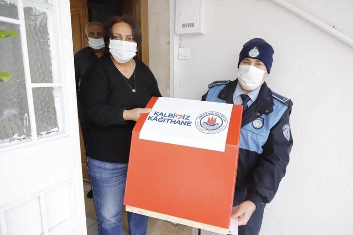 Kağıthane Belediyesi sokak hayvanlarını kıştan koruyor G1