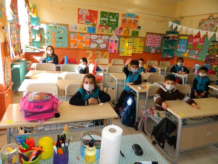 Posof’ta bir ilkokul açıldı G2