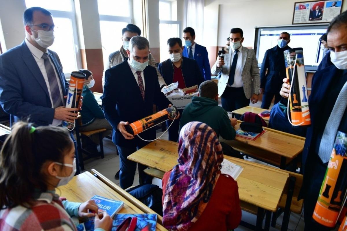 Yeşilyurt&rsquo;ta k&ouml;y okullarında y&uuml;z y&uuml;ze eğitim başladı