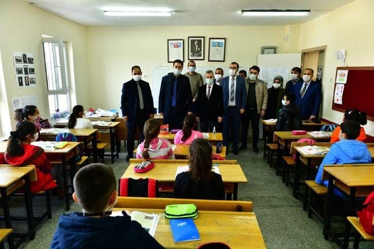 Yeşilyurt’ta köy okullarında yüz yüze eğitim başladı G2