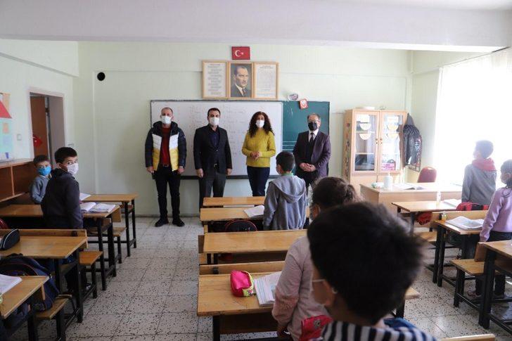 Niğde’de 25 bin öğrenci yüz yüze eğitime başladı G3