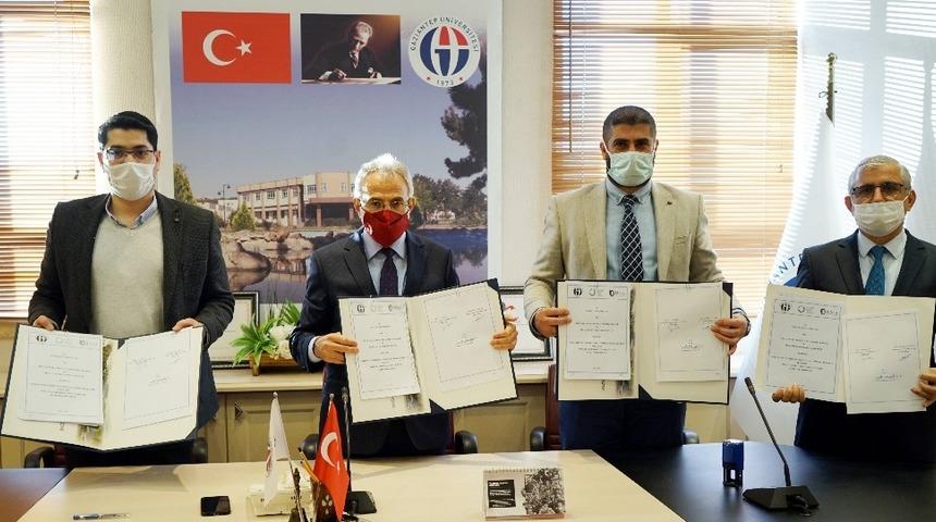 Azez’de kurulacak fakülte için imzalar atıldı