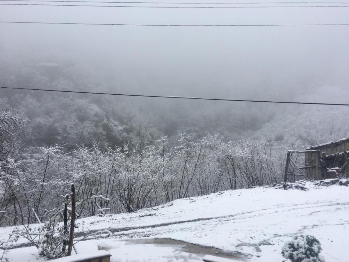 &Ccedil;arşamba&rsquo;da kar yağışı