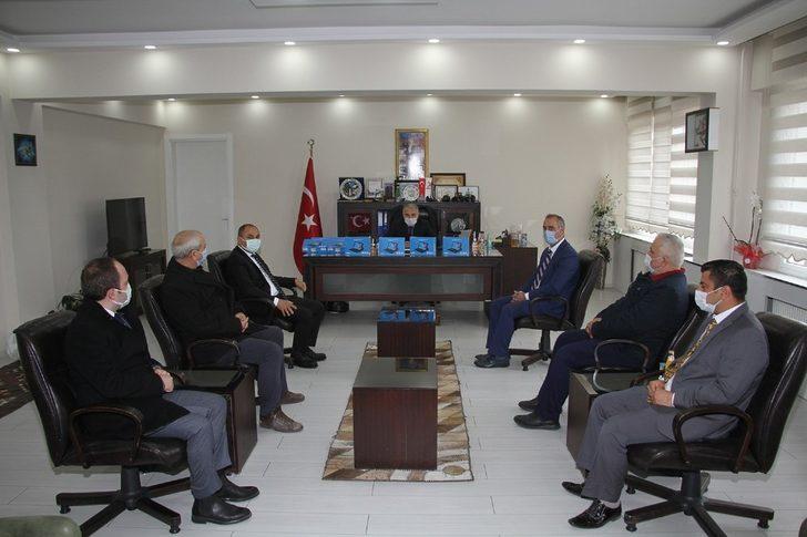 Salihli Ticaret Borsası’ndan Kula’daki ihtiyaç sahibi öğrencilere tablet desteği G1