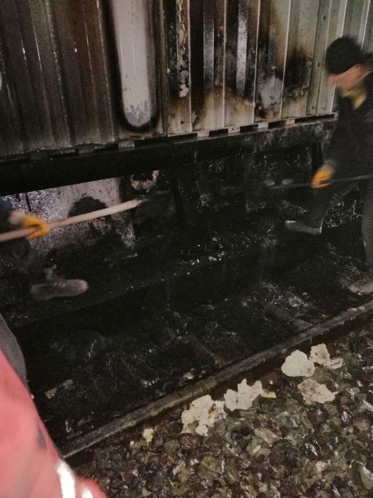 İtfaiye aracı tüneldeki yangına vagonla demiryolundan ulaştı G5