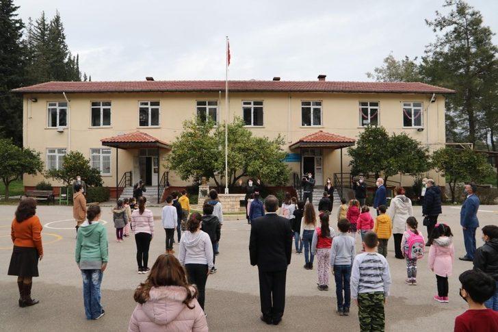 Antalya’da köy okulları yüz yüze eğitime başladı G4