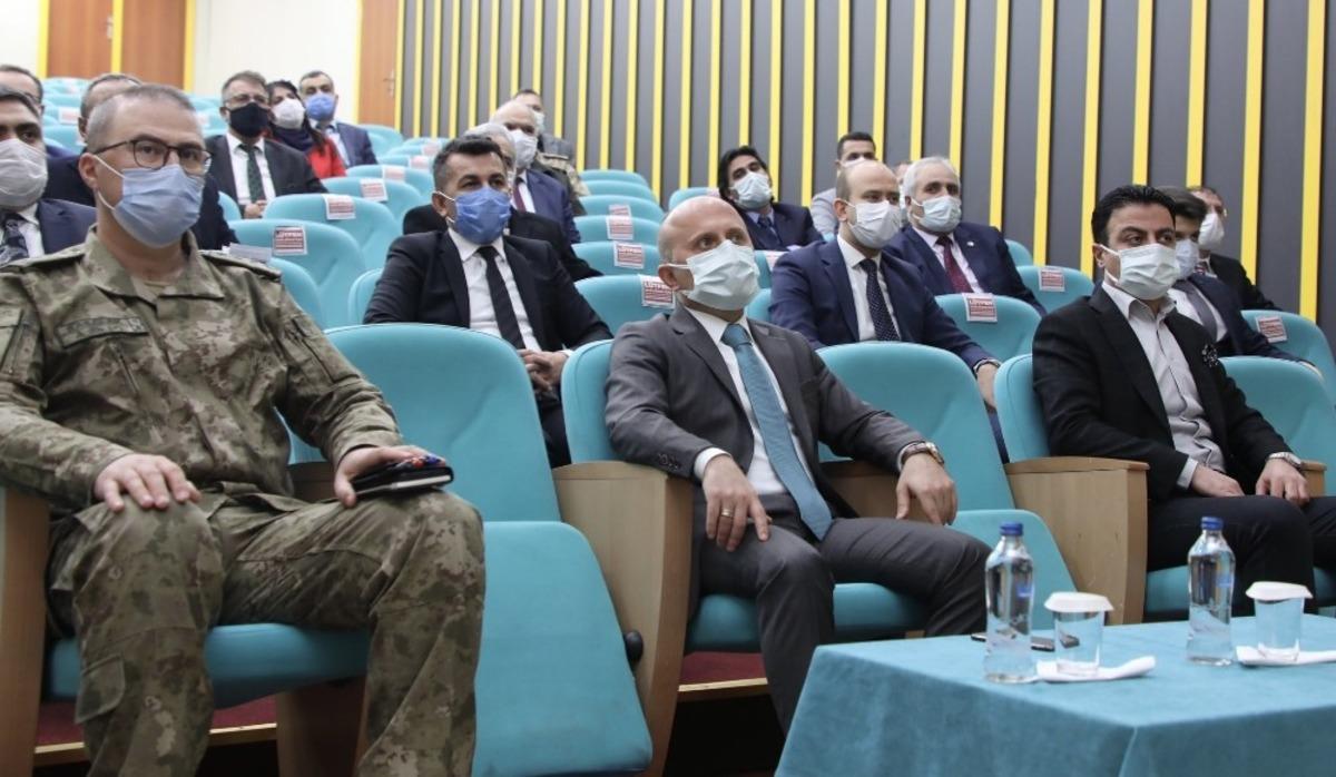 Ağrı&rsquo;da 2021 Afet Eğitim Yılı bilgilendirme toplantısı d&uuml;zenlendi
