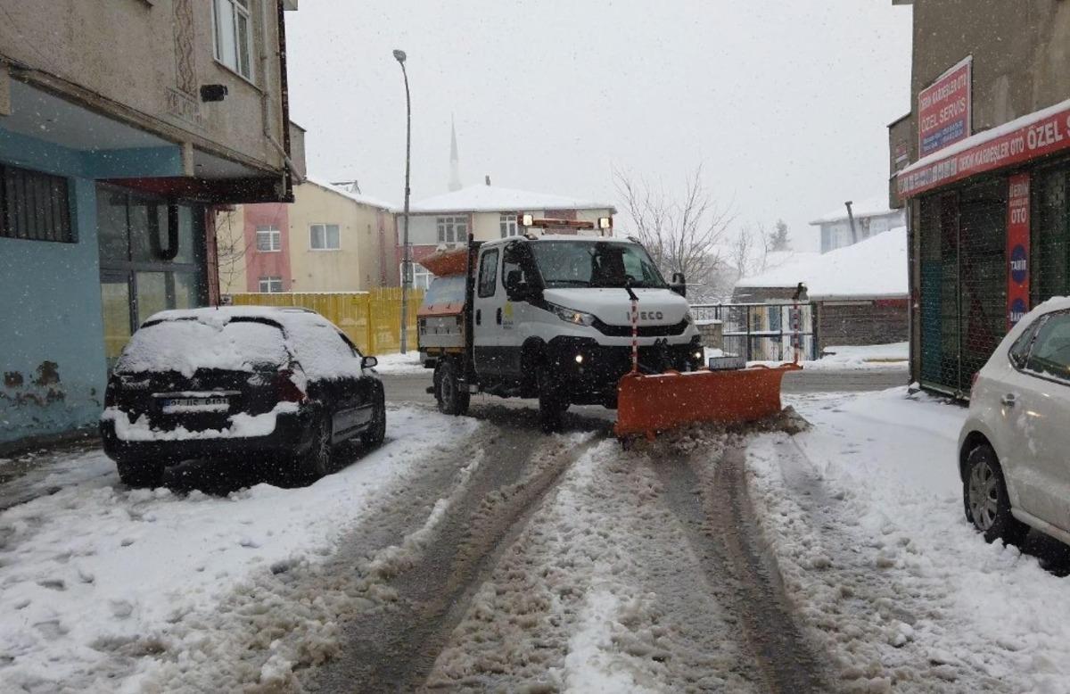 Sultanbeyli&rsquo;de kış &ccedil;alışmaları aralıksız devam ediyor