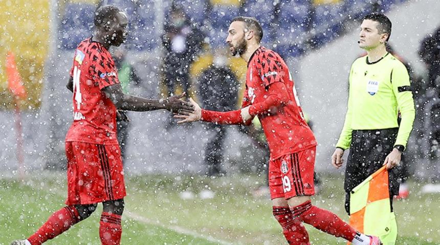 Cenk Tosun, Beşiktaş&rsquo;a dubleyle d&ouml;nd&uuml;