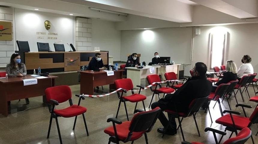 İzmir&rsquo;de depremzedelerin sorunlarına &ldquo;Tek Durak&rdquo; ofisi ile &ccedil;&ouml;z&uuml;m