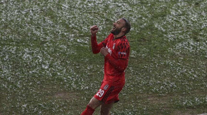 Cenk Tosun: Beşiktaş'ı şampiyon yapmaya geldim