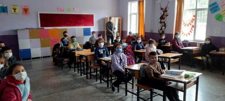 Çorum’da 176 okulda 10 bin 869 öğrenci ders başı yaptı G2