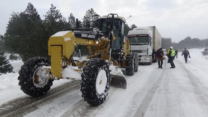 Kazdağları’nda dağ evlerinde mahsur kalan 30 kişiye ulaşıldı G4