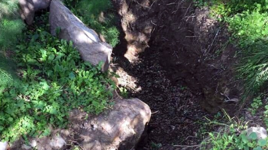 Bodrum'da 4 bin yıllık kaya mezarları hilti ve matkaplarla talan edildi