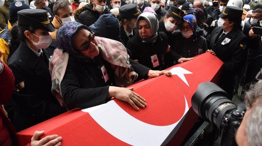 Gara&rsquo;da yakınını kaybedenler: &lsquo;Acımız &ccedil;ok b&uuml;y&uuml;k, s&ouml;z&uuml;n bittiği yerdeyiz&rsquo;