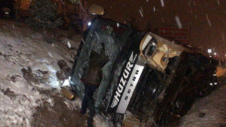 Kırıkkale’de ticari taksi ile çarpışan otobüs devrildi: 1 ölü, 2 yaralı G2