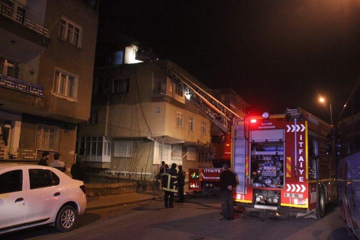 Kayseri’de boş dairede yangın G1