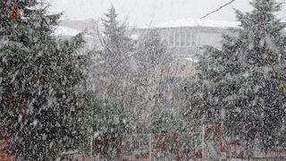 Son Dakika: Açıklamalar peş peşe geldi! Birçok ilde yüz yüze eğitime ara verildi