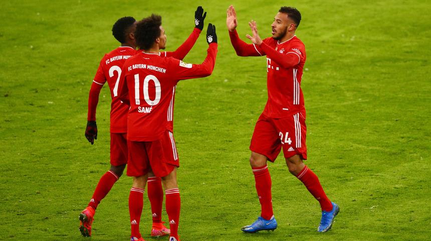 Bayern Münih 2-0 geriye düştüğü maçta Arminia Bielefeld ile 3-3 berabere kaldı