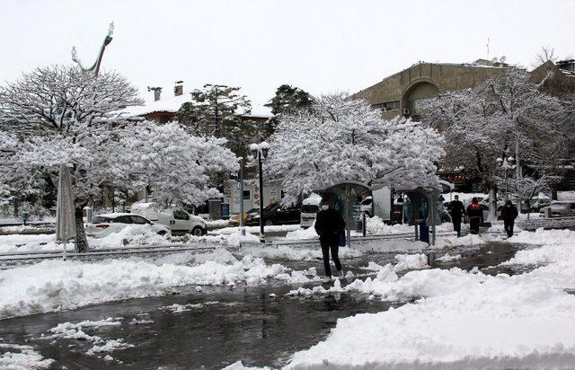 Doğu Anadolu’da kar yağışı etkili olacak, sıcaklık 8 ila 15 derece arasında düşecek