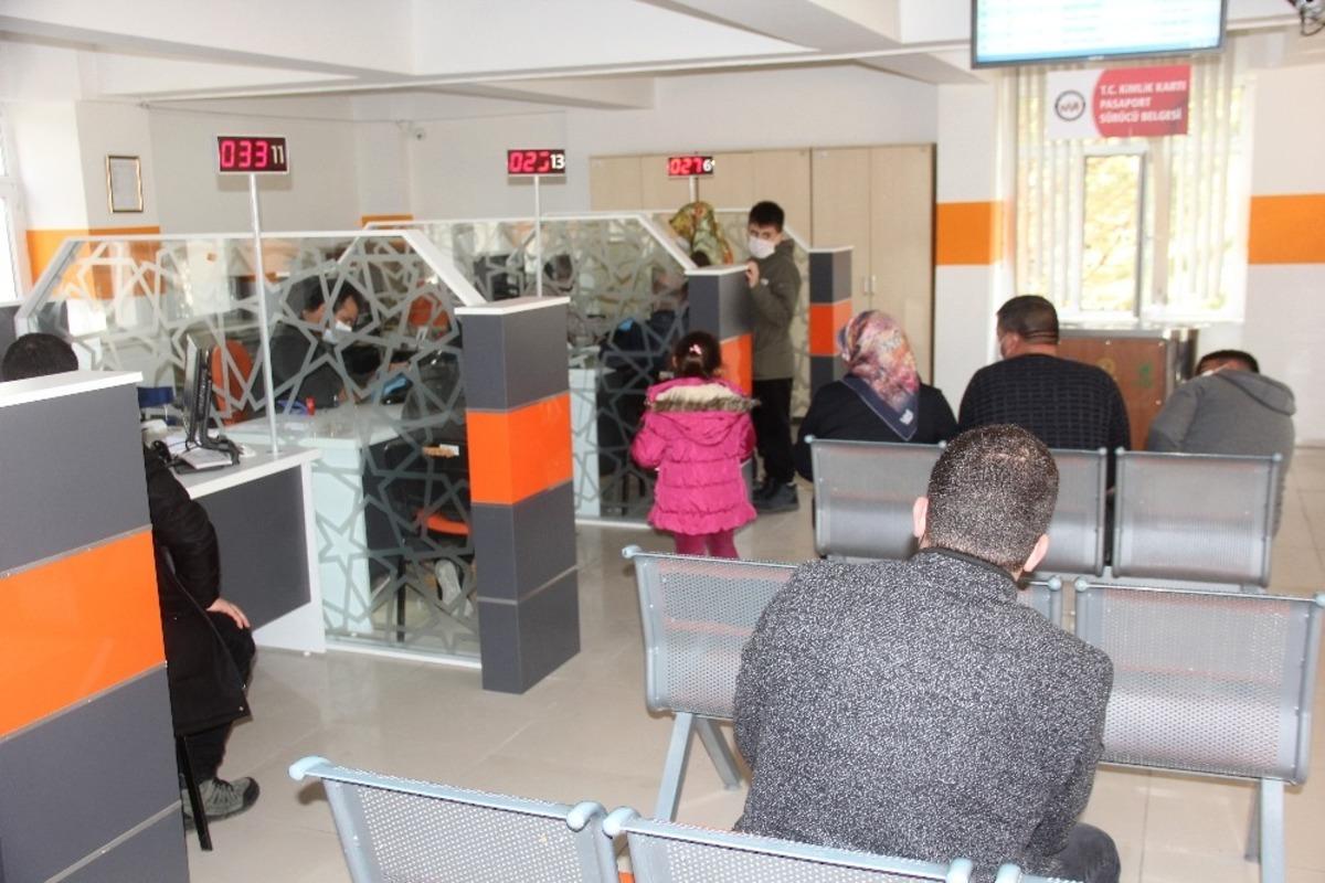 Erzincan&rsquo;da 316 kişi ismini, 364 kişi soyadını d&uuml;zeltti