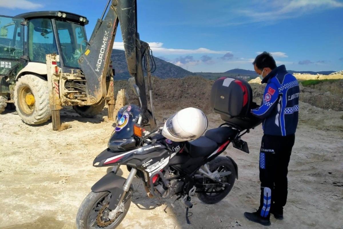 Kuşadası Belediyesi&rsquo;nden ka&ccedil;ak moloz d&ouml;kenlerle m&uuml;cadele