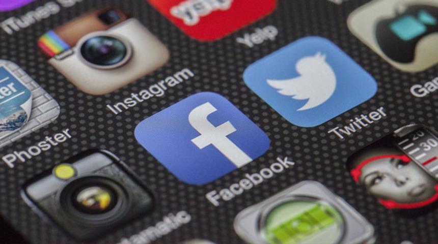 Twitter Türkiye'de yeni bir dönemi başlatıyor: Devlet hesaplarına etiket!