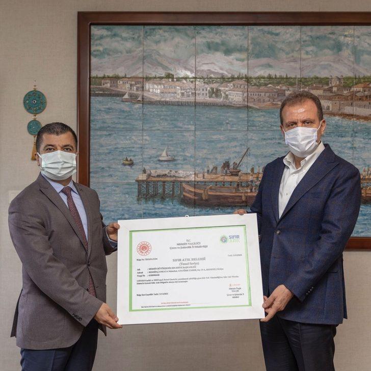 Mersin Büyükşehir Belediyesi, 33 hizmet binasına Sıfır Atık Belgesini asıyor G3