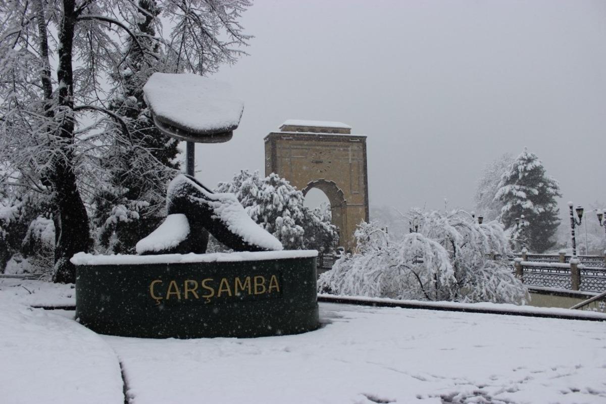 &Ccedil;arşamba&rsquo;dan kar manzaraları