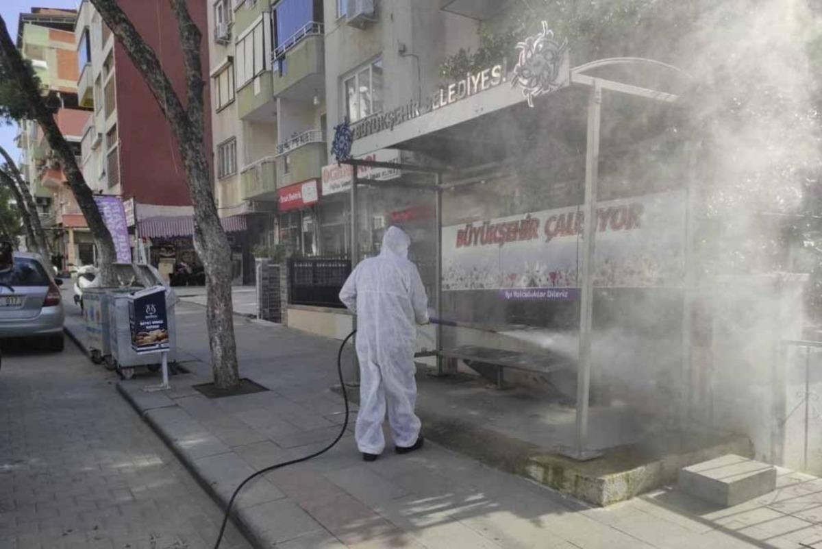 B&uuml;y&uuml;kşehir Belediyesi dezenfekte &ccedil;alışmalarına devam ediyor