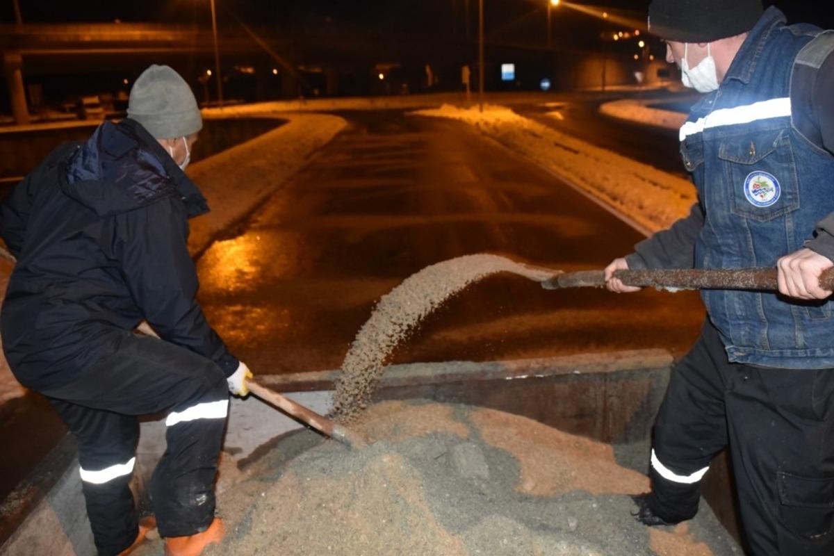 Kdz. Ereğli&rsquo;de yollar tuzlanıyor