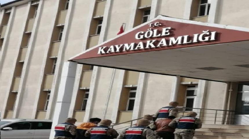 Ardahan’da silah ve tarihi eser kaçakçılığı