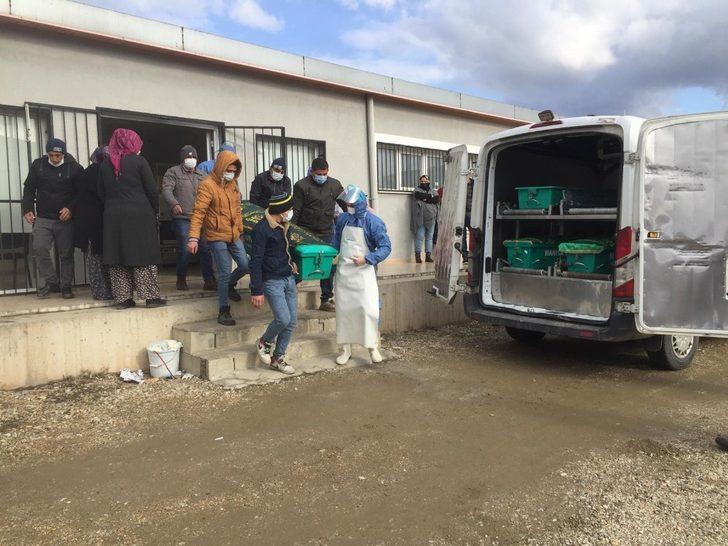 Aile katliamında ölen 3 kişinin cenazesi morgdan alındı G1