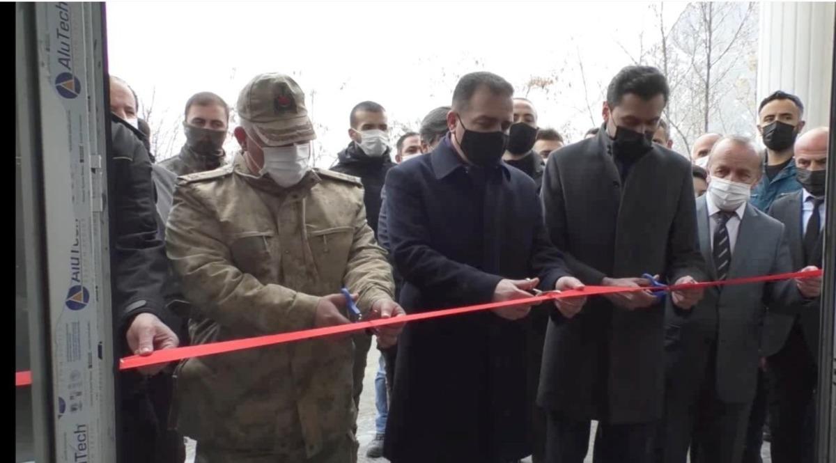 Vali Akbıyık: &ldquo;Hakkari&rsquo;de b&uuml;y&uuml;k bir atılım var&rdquo;