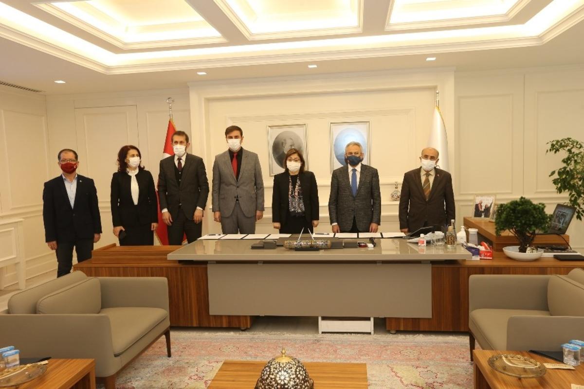 B&uuml;y&uuml;kşehir&rsquo;e Akademik destek