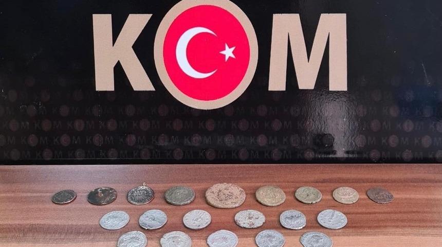 Tokat&rsquo;ta 36 par&ccedil;a tarihi eser ele ge&ccedil;irildi