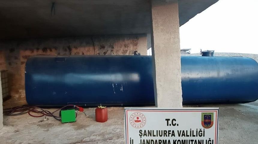 Şanlıurfa’da 12 bin 800 litre kaçak akaryakıt ele geçirildi