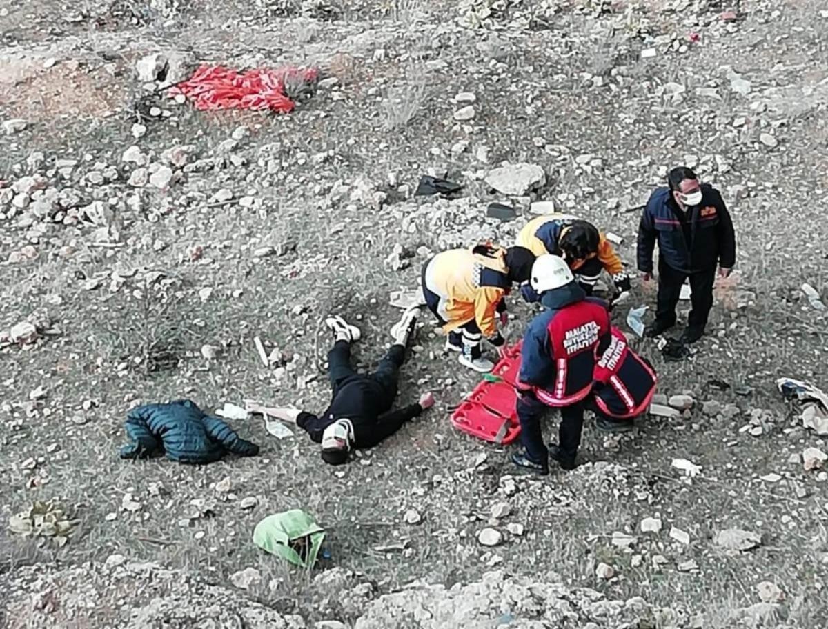 Malatya&rsquo;da u&ccedil;uruma yuvarlanan gen&ccedil; yaralandı