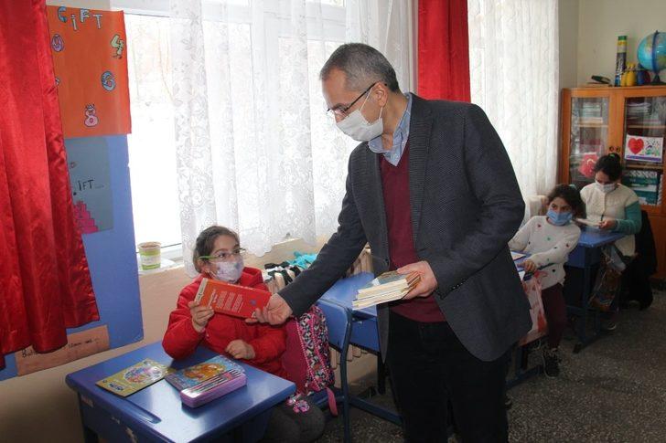 Tosya’da heyecanla beklenen yüz yüze eğitim başladı G3