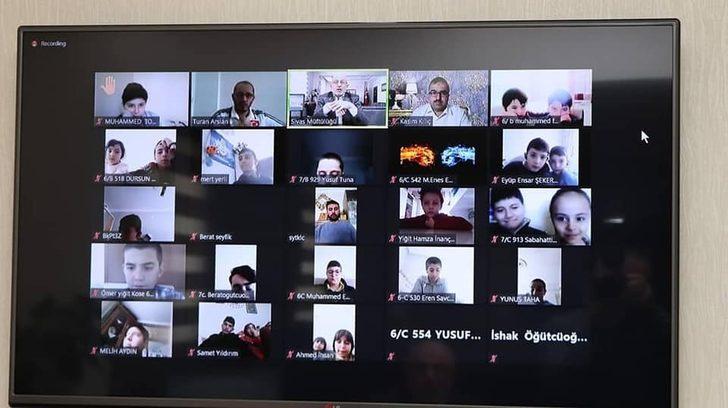 Çocuklar camide ’çevrim içi’ buluştu G3