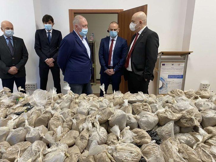 Bulgaristan’da limanda 401 kilogram eroin ele geçirildi G1