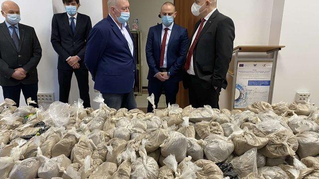 Bulgaristan’da limanda 401 kilogram eroin ele geçirildi