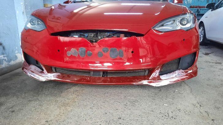 Oto tamircinin kar sevinci: "Kazalar olacak ki, biz de ekmek yiyelim" G2