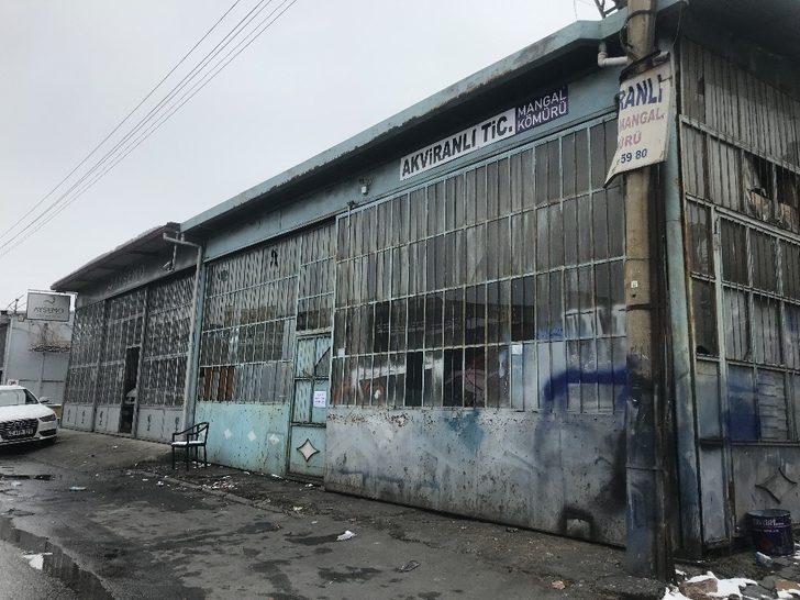 İşçinin ölümüne sebep olan yağ varilinin patlama anı kameraya yansıdı G2