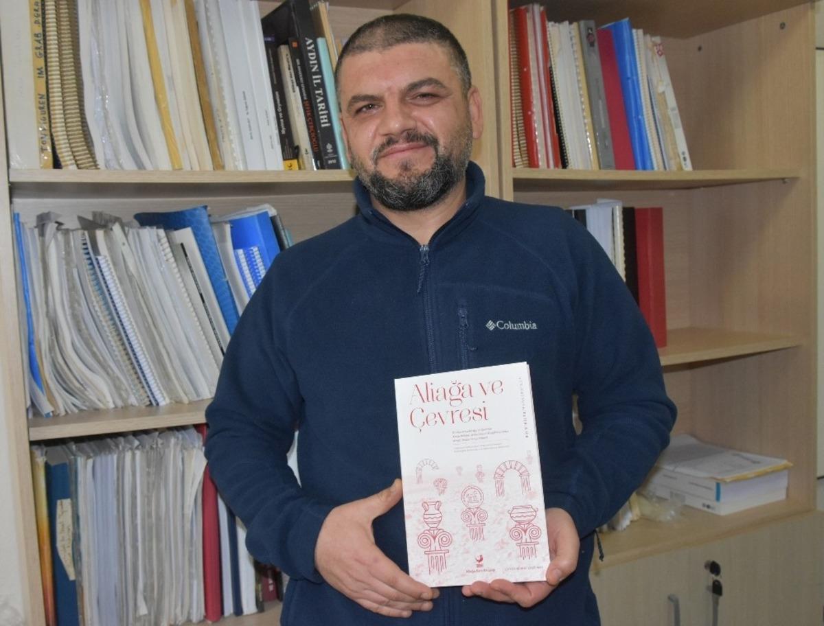 Aliağa ve &ccedil;evresindeki antik kentler bu kitapta