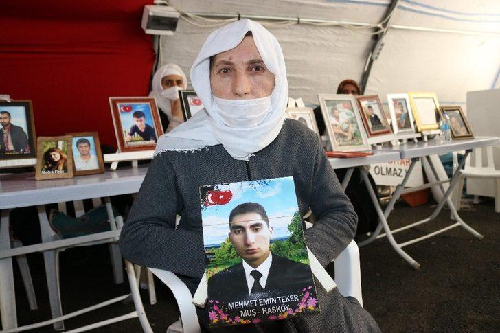 HDP önündeki aileler, PKK’nın hain saldırısına rağmen evlat nöbetini kararlılıkla sürdürüyor G5