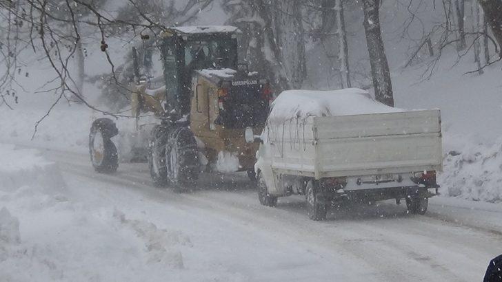 Kazdağları’nda kar yağışı devam ediyor G2