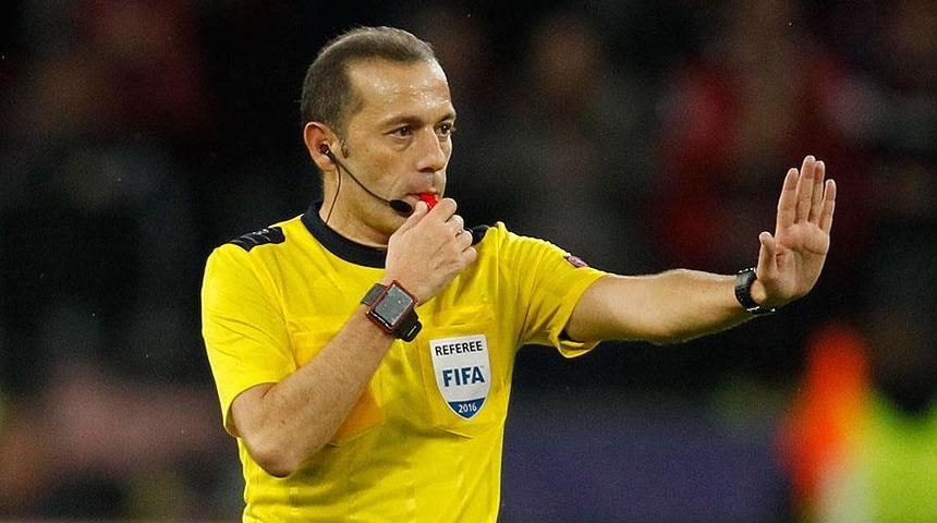 IFFHS, Cüneyt Çakır'ı 21. yüzyılın en iyi ikinci hakemi seçti