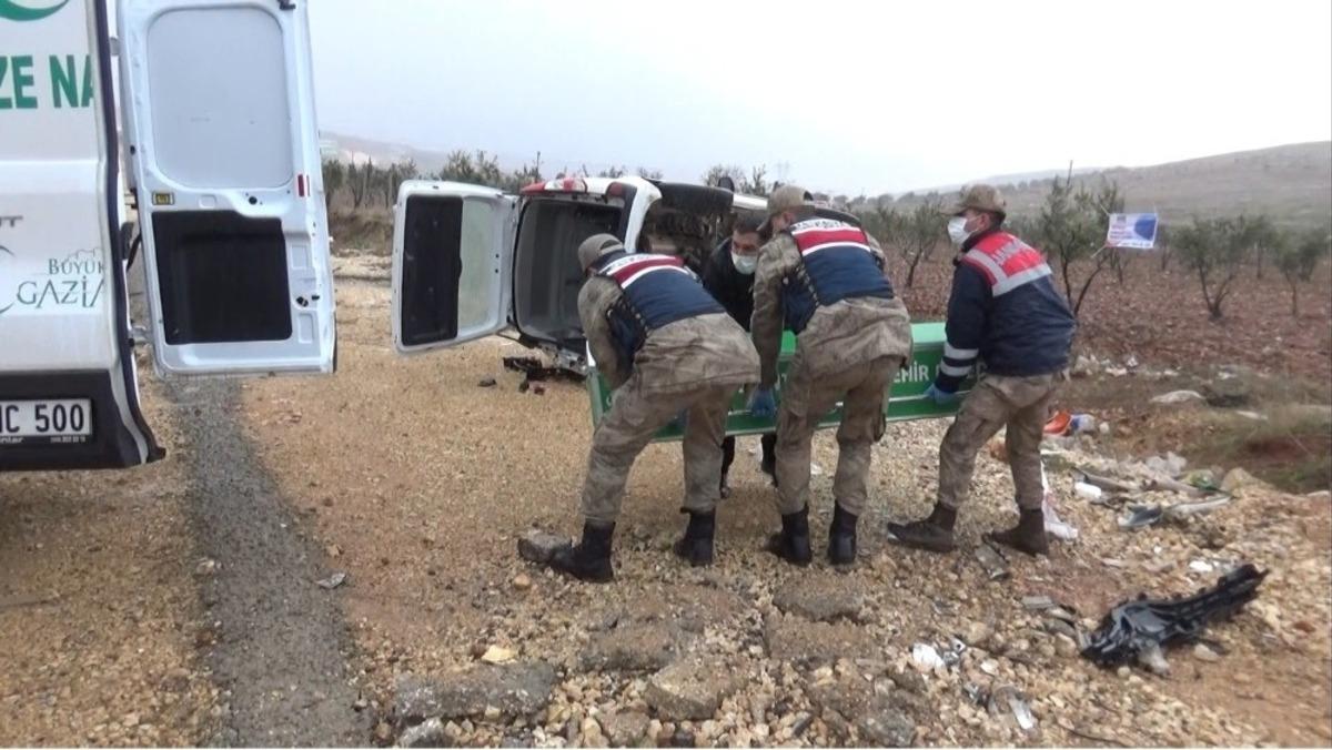 Gaziantep&rsquo;te feci kaza: 1 &ouml;l&uuml;, 4 yaralı